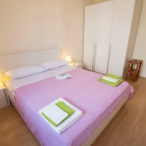 https://latis.in-istria.net